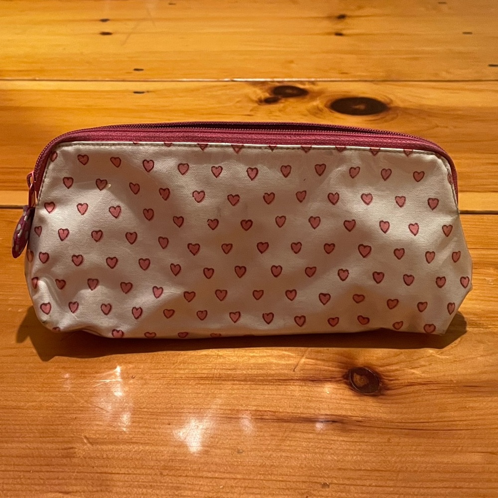 Roller Rabbit Pink Hearts Makeup Bag